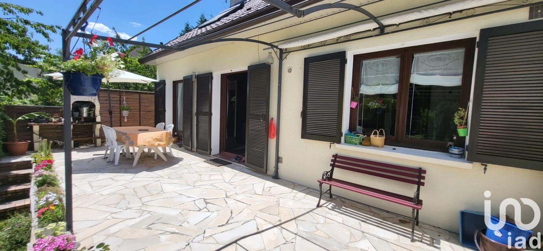 Maison 4 Pièce(s) Claye-Souilly