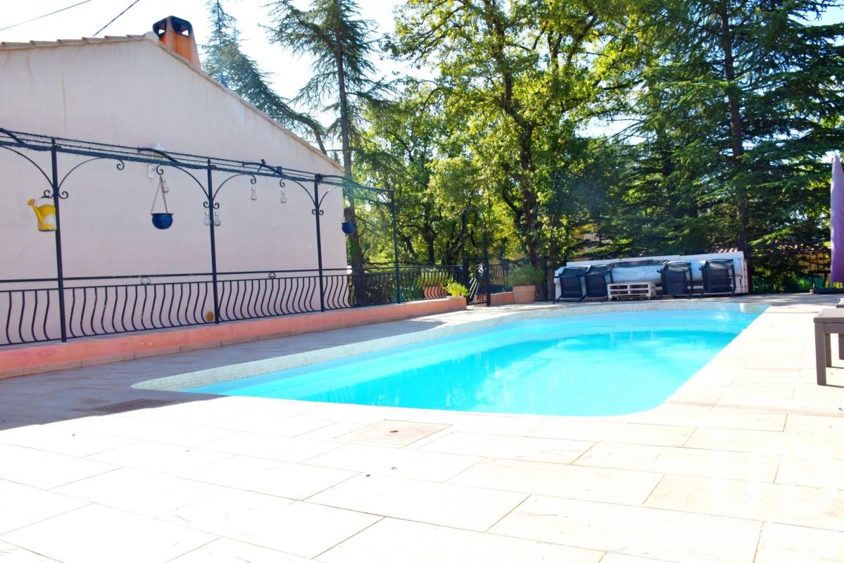 Maison traditionnelle 5 Pièce(s) Saint-Maximin-la-Sainte-Baume