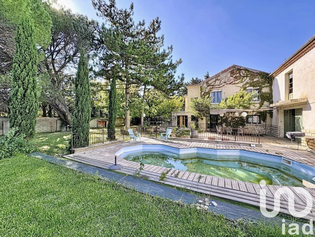 Maison 8 Pièce(s) Eyragues