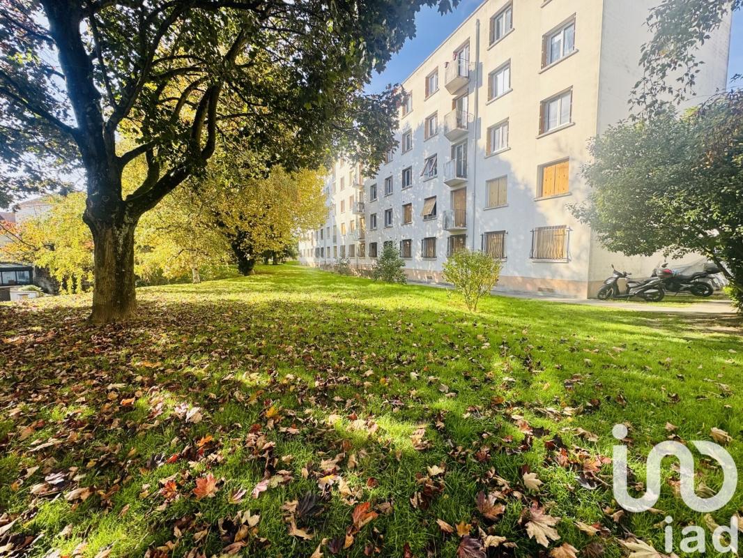 Appartement 4 Pièce(s) Clamart