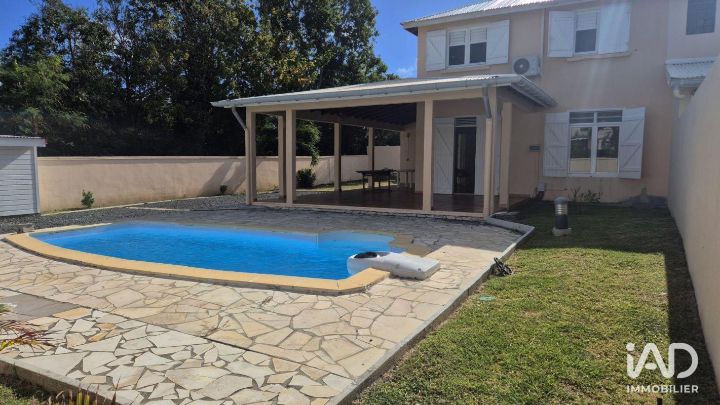 Maison 4 Pièce(s) Saint-François