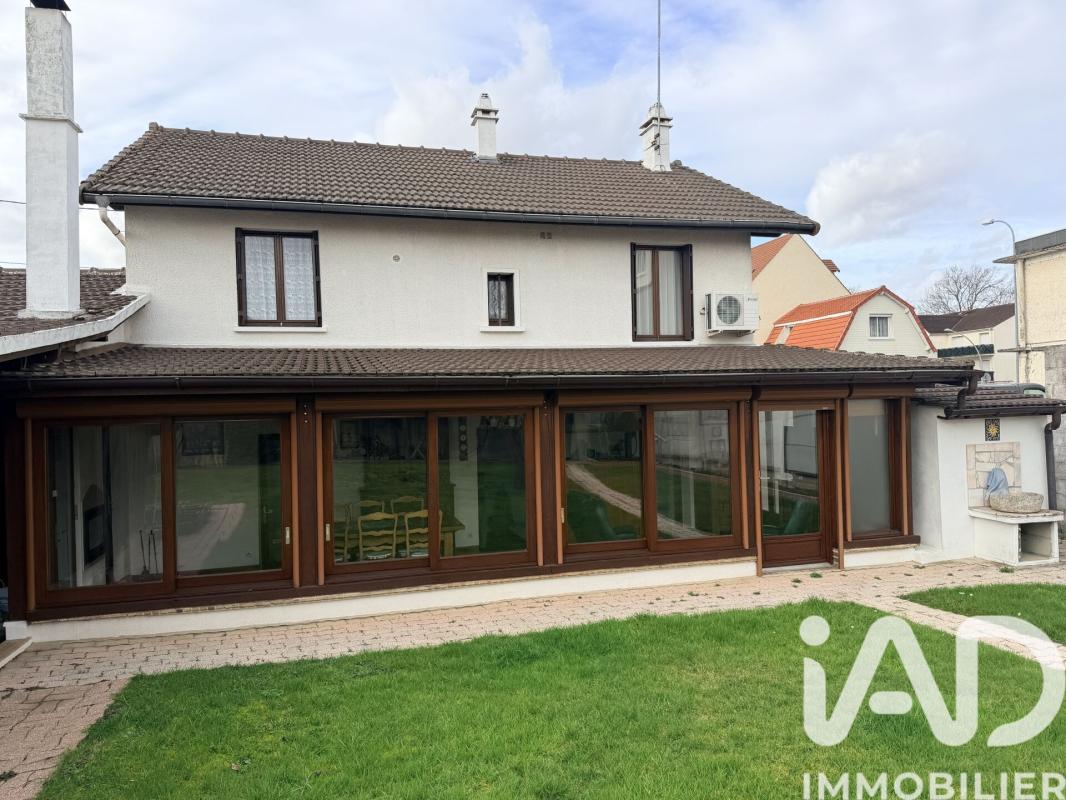 Maison 6 Pièce(s) Quincy-sous-Sénart