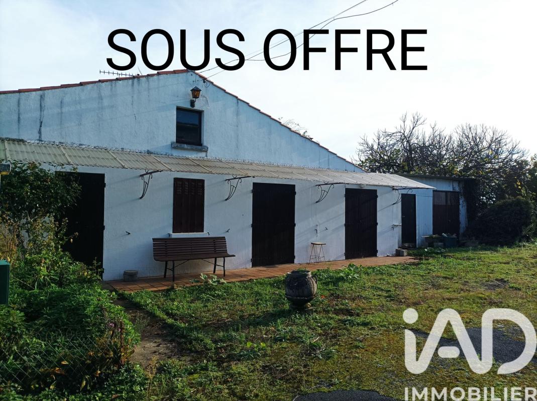 Ferme 2 Pièce(s) Soulignonne