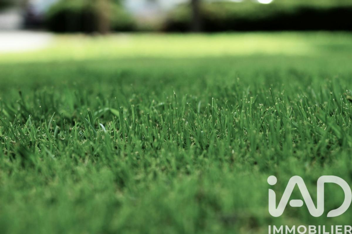 Terrain  Montignac-Lascaux