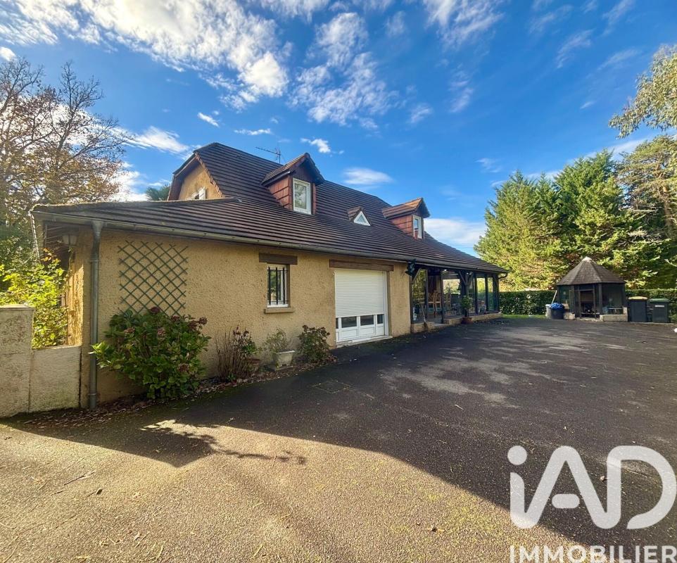 Maison 8 Pièce(s) Serres-Castet