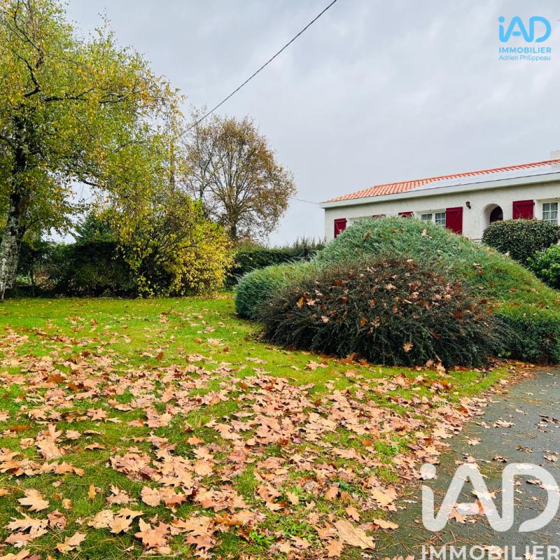 Maison 5 Pièce(s) Château-Thébaud