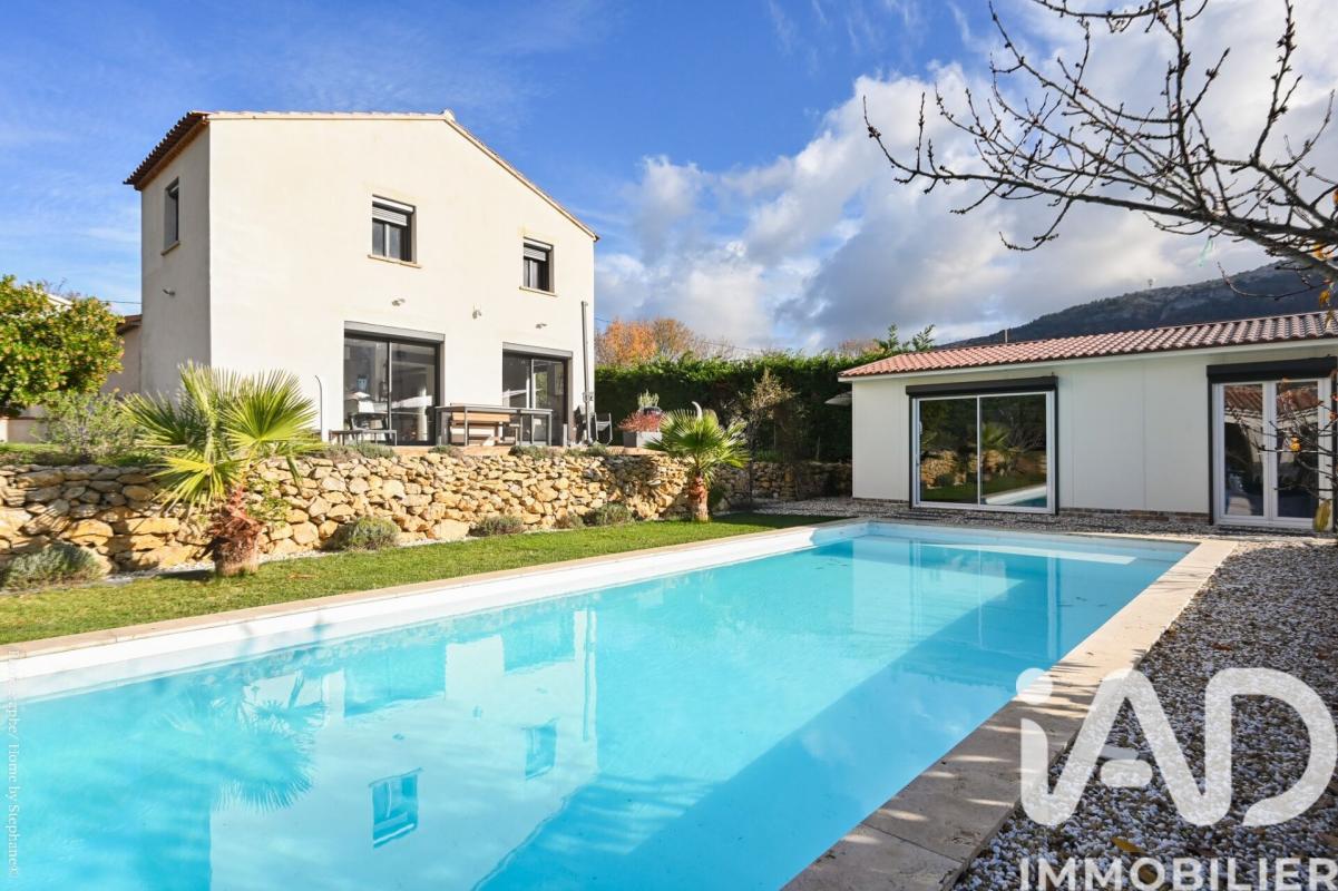 Maison 8 Pièce(s) Plan-d'Aups-Sainte-Baume