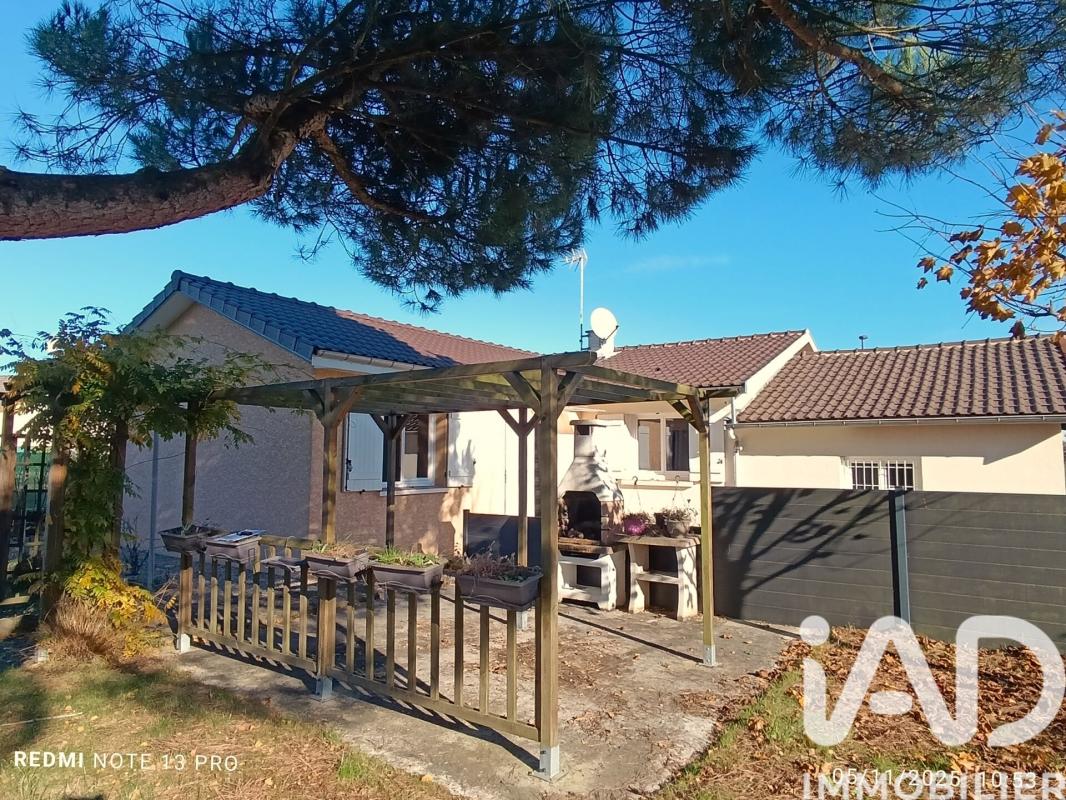 Maison 6 Pièce(s) Saint-Remy-en-Bouzemont-Saint-Genest-et-Isson