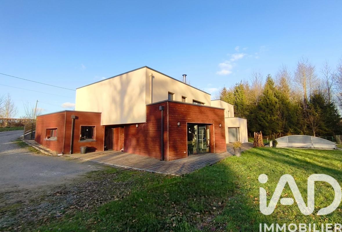 Maison d'architecte 12 Pièce(s) Résigny