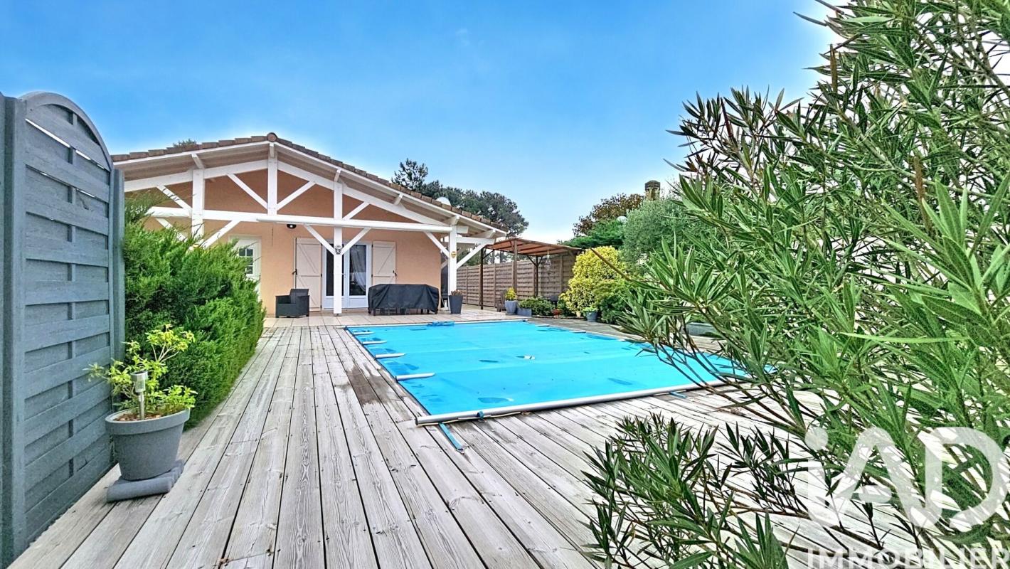 Maison 4 Pièce(s) Arès