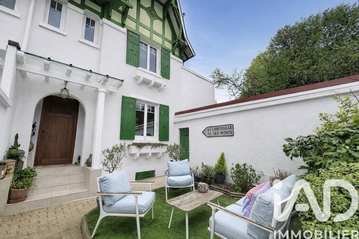 Maison 7 Pièce(s) Vaux-sur-Seine