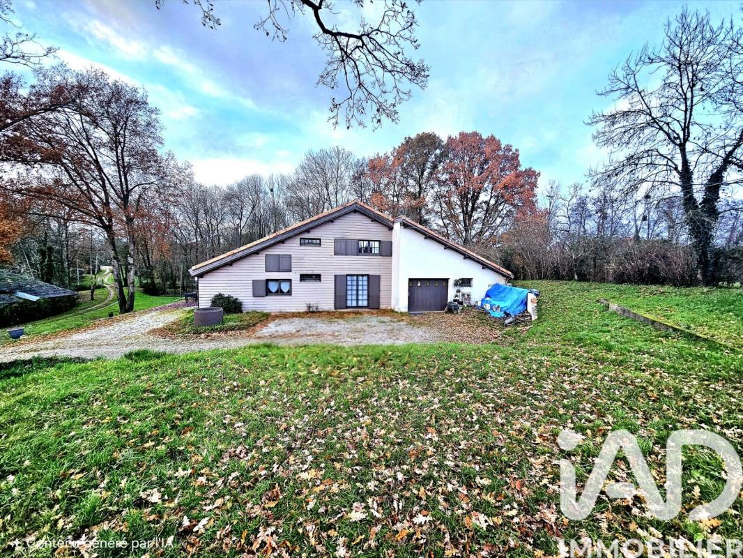 Maison 6 Pièce(s) La Ferrière