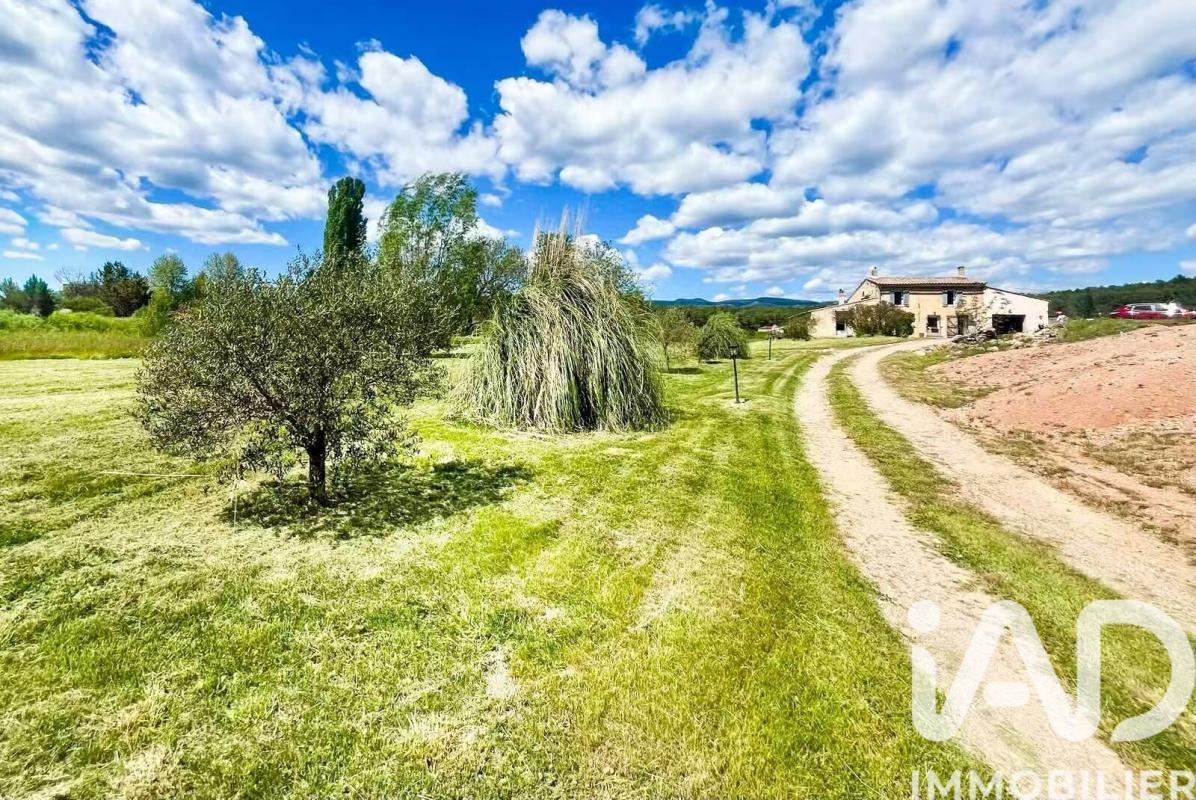 Maison 5 Pièce(s) Villecroze