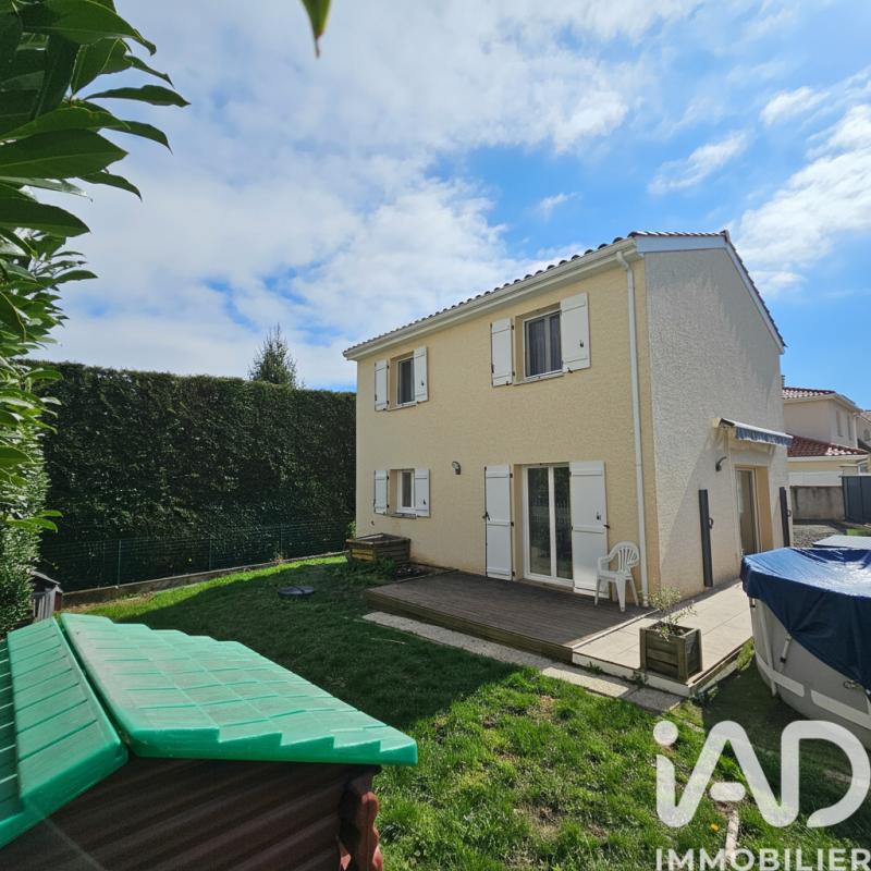 Maison 5 Pièce(s) Saint-Genest-Lerpt