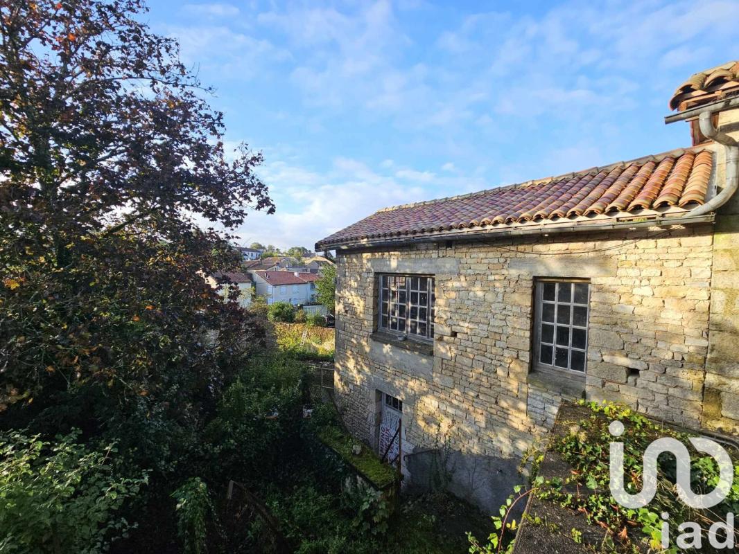 Maison de ville 8 Pièce(s) Ruffec