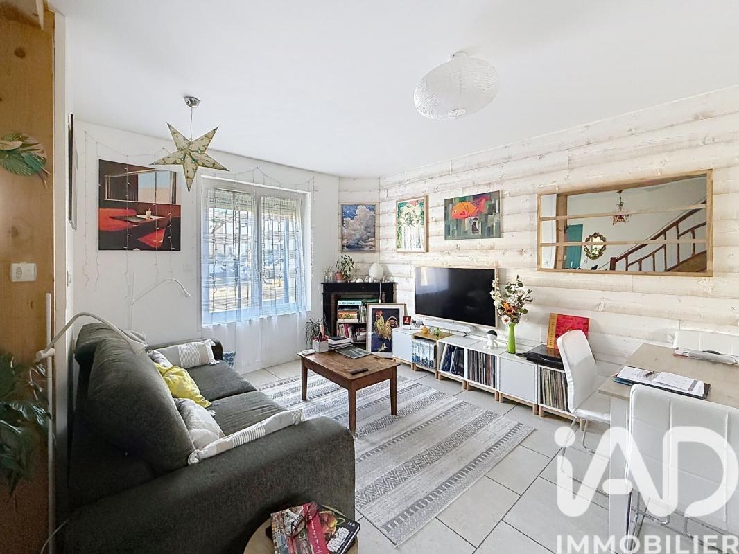 Maison traditionnelle 4 Pièce(s) Croix-Chapeau