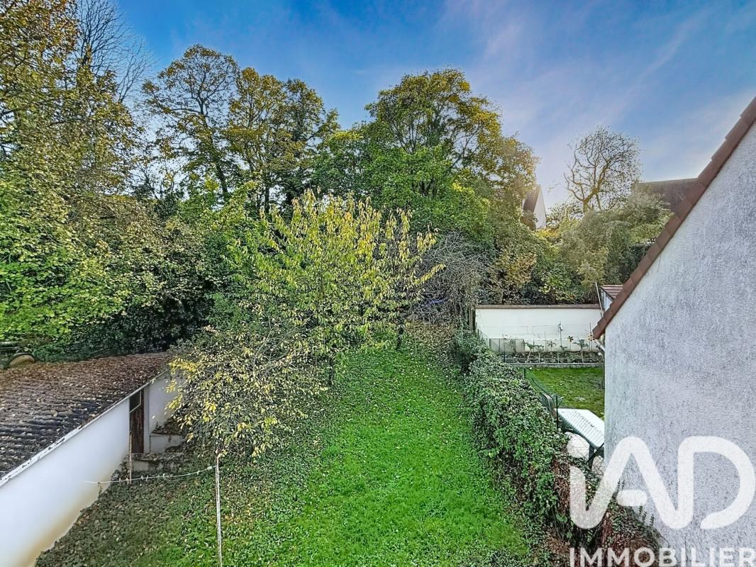 Maison traditionnelle 7 Pièce(s) Corbeil-Essonnes