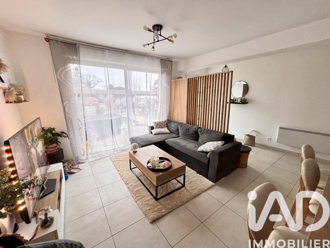 Maison 3 Pièce(s) La Chapelle-Longueville