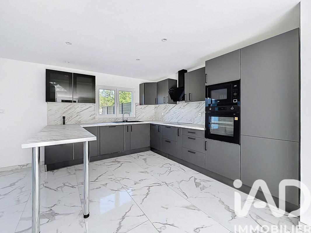 Maison 7 Pièce(s) Sermaise