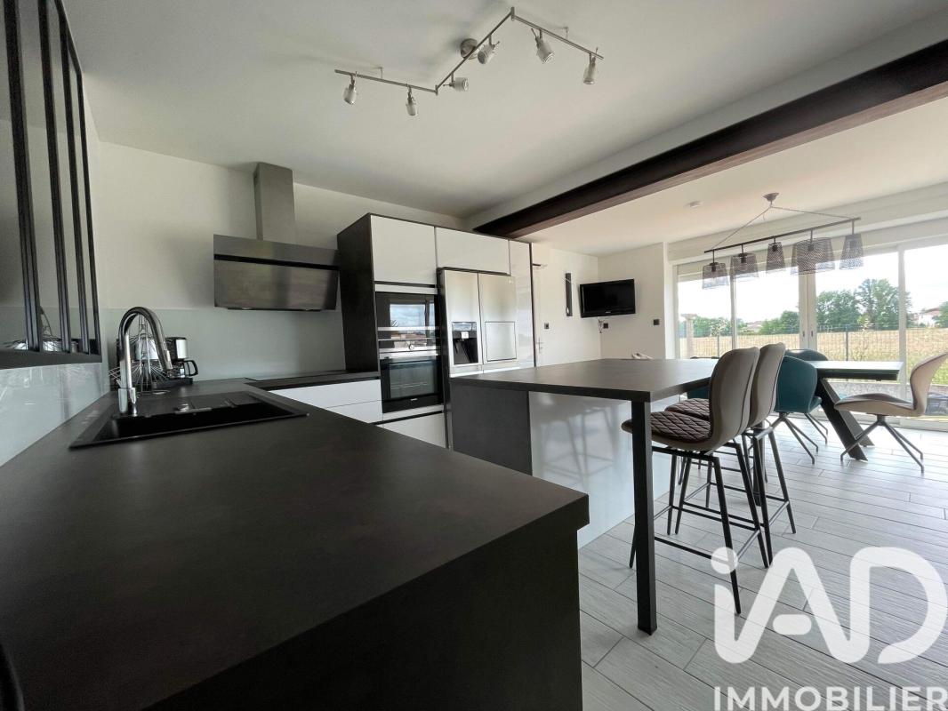 Maison traditionnelle 5 Pièce(s) Fonbeauzard