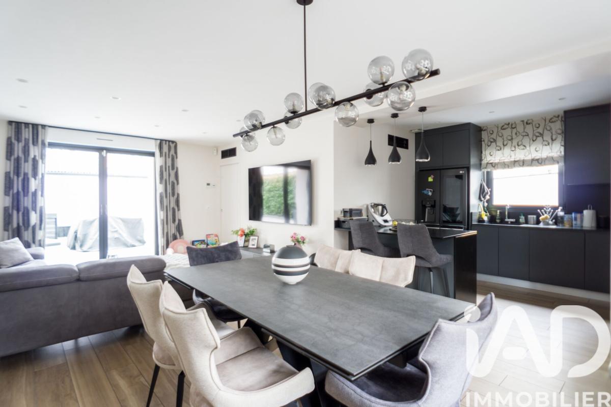 Maison 4 Pièce(s) Le Plessis-Trévise