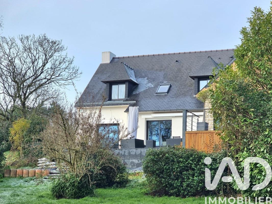 Maison 9 Pièce(s) Laillé