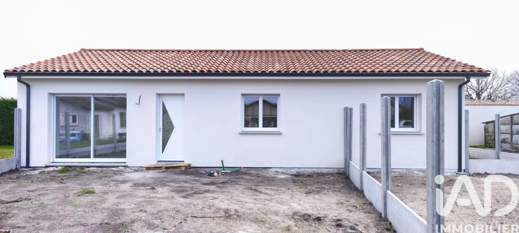 Maison 4 Pièce(s) Parentis-en-Born