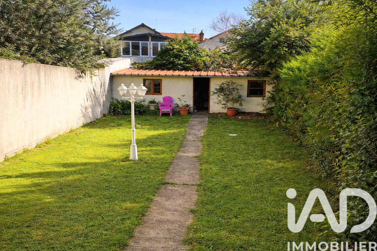 Maison 3 Pièce(s) Le Blanc-Mesnil