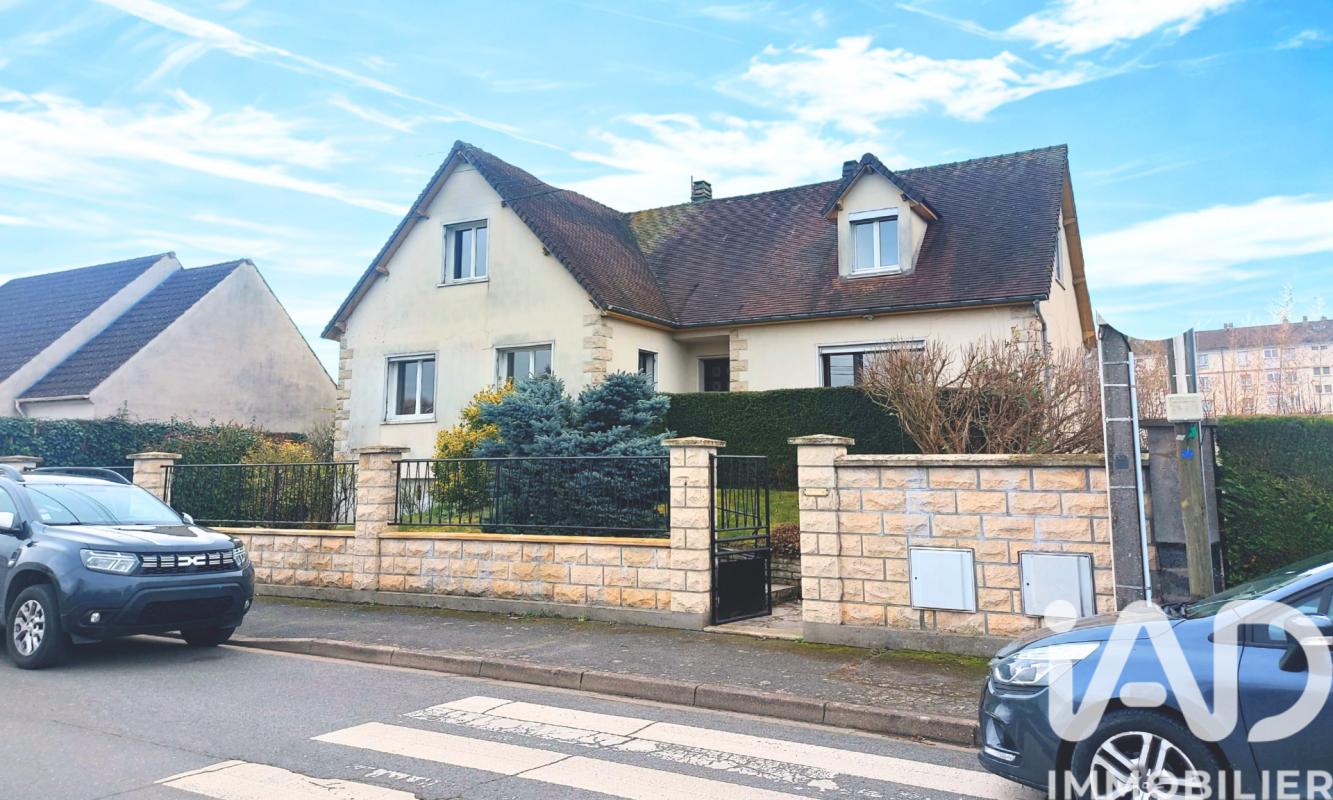 Maison 7 Pièce(s) Persan