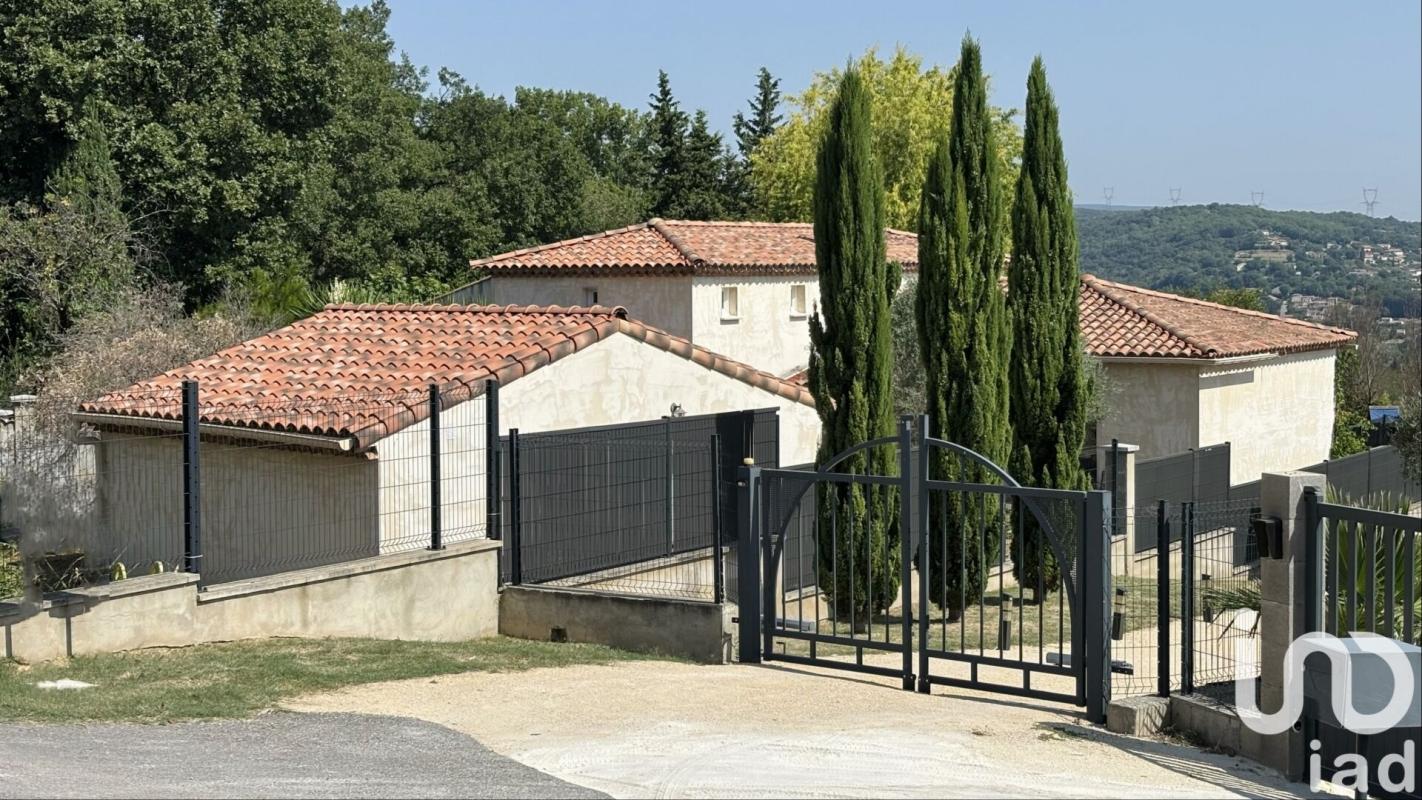 Propriété 7 Pièce(s) Saint-Julien-de-Peyrolas