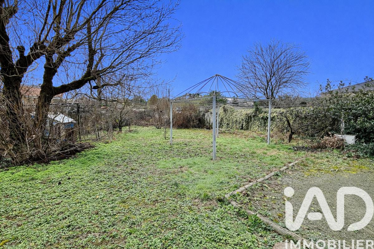 Maison 3 Pièce(s) Saint-Just-Saint-Rambert