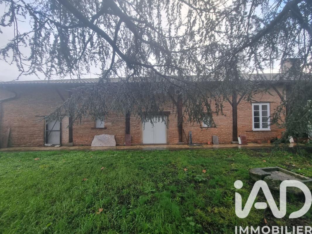 Maison de ville 10 Pièce(s) Aiguillon