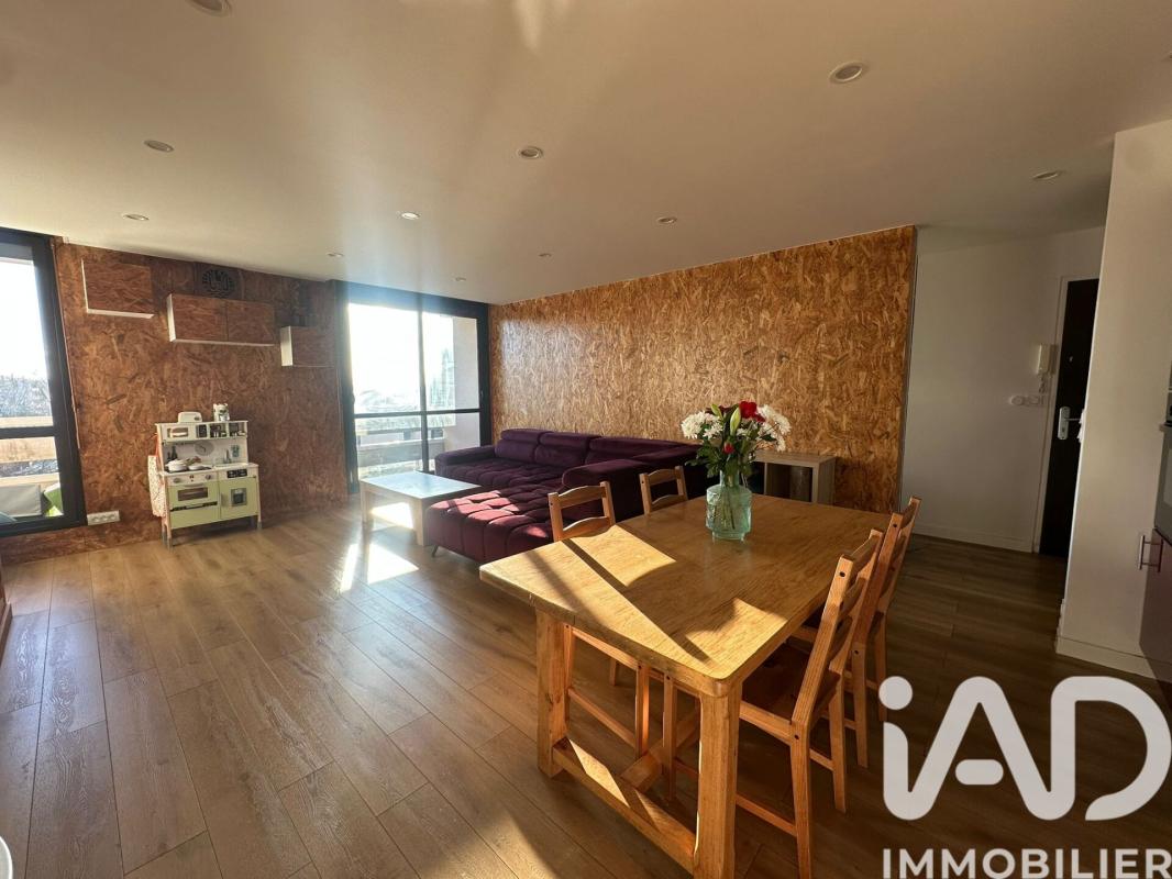 Appartement 4 Pièce(s) Élancourt