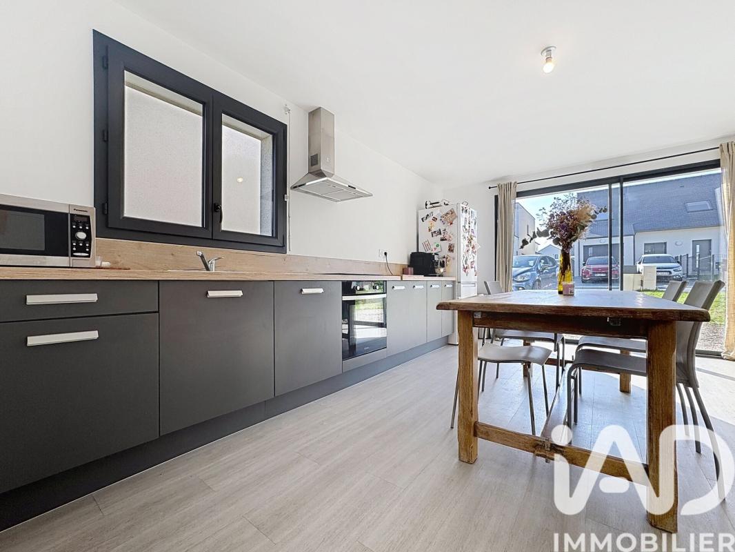 Maison 4 Pièce(s) La Bouëxière