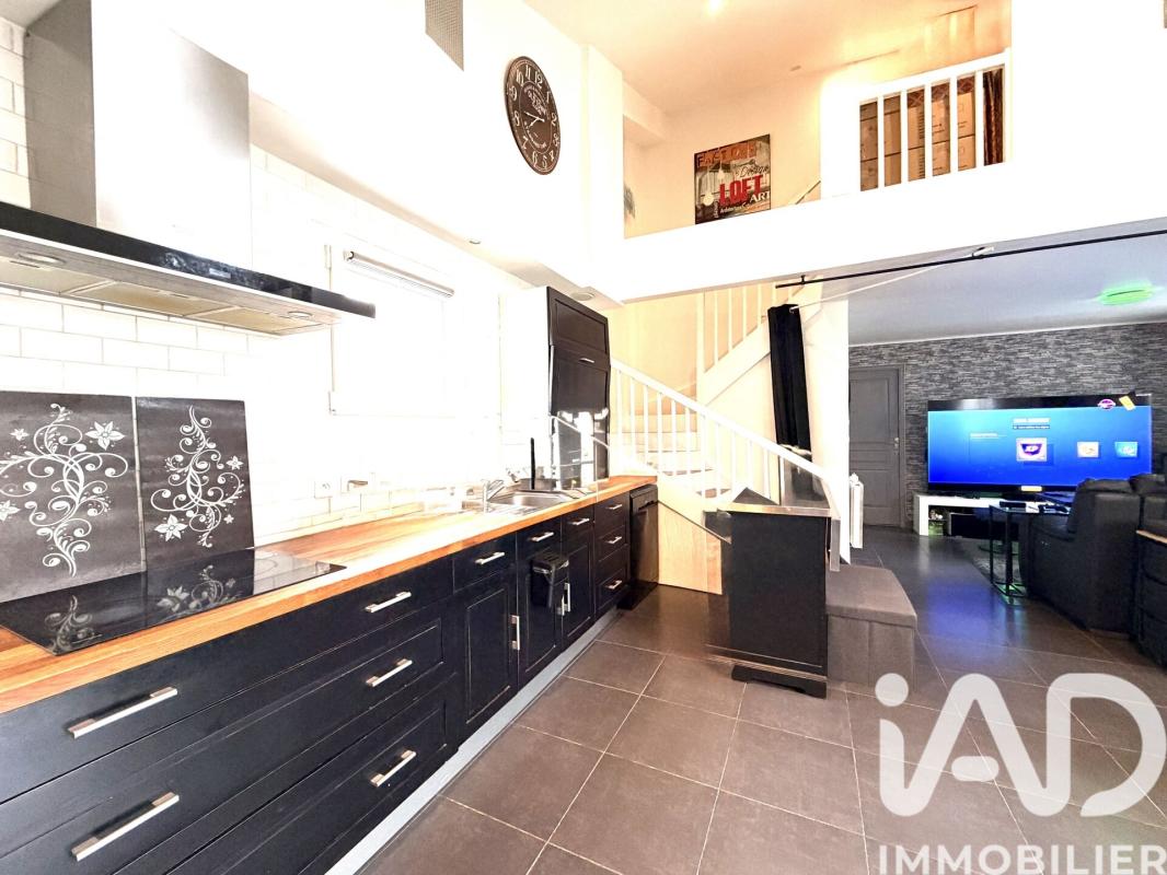 Appartement 5 Pièce(s) Nandy