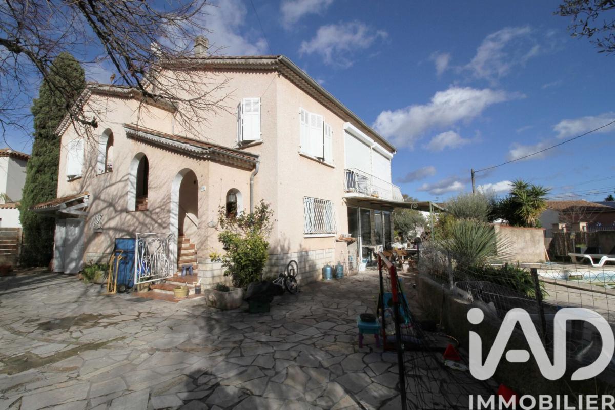 Maison traditionnelle 14 Pièce(s) Solliès-Pont