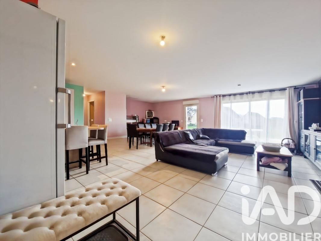 Maison 3 Pièce(s) Chemilly-sur-Yonne