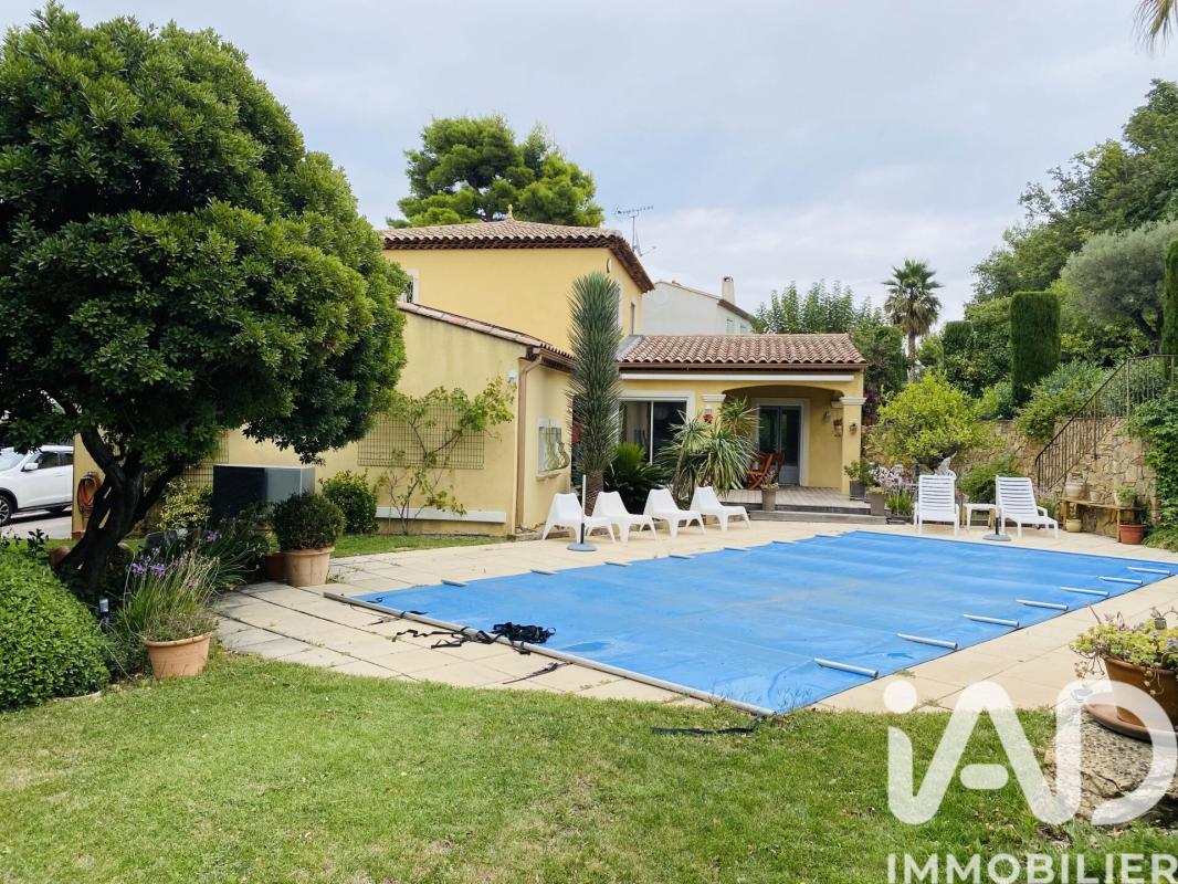 Maison traditionnelle 7 Pièce(s) Ollioules