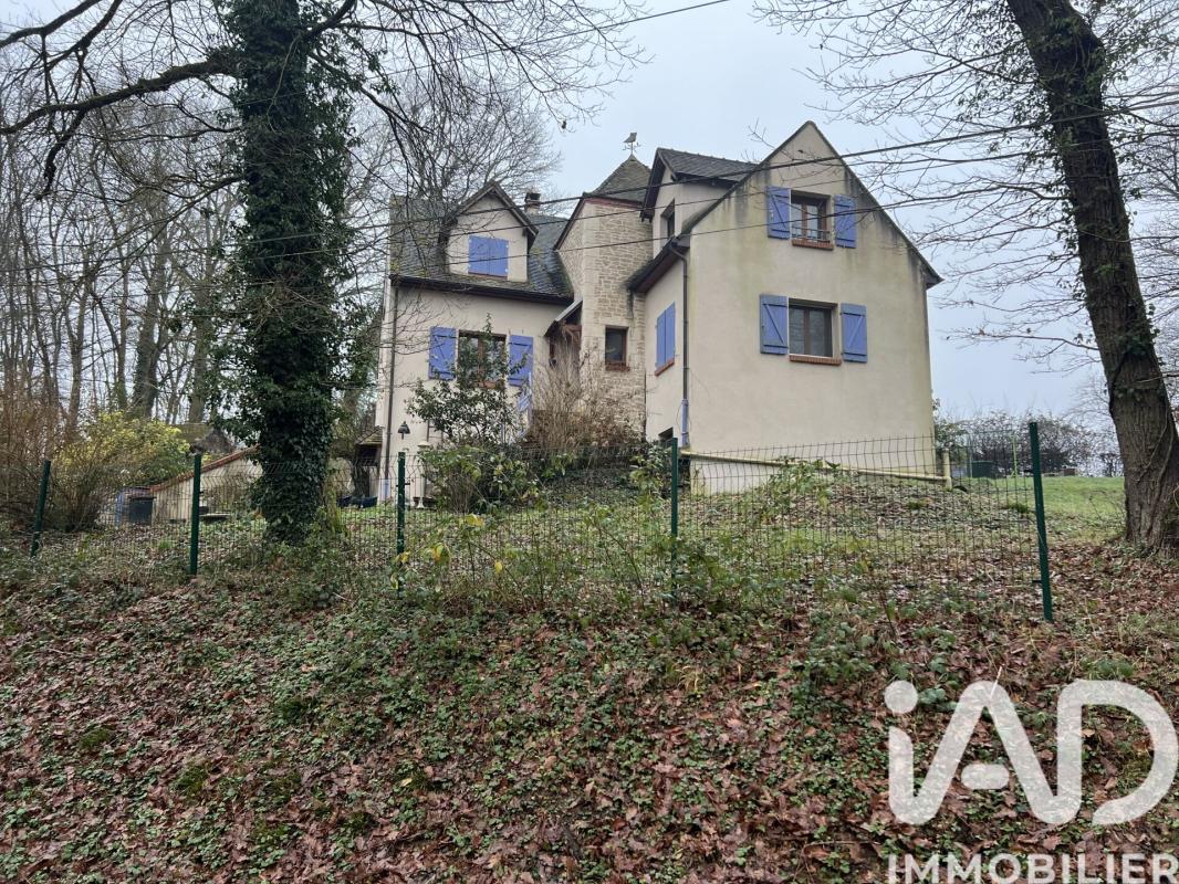 Maison 7 Pièce(s) Saint-Hilaire-les-Andrésis