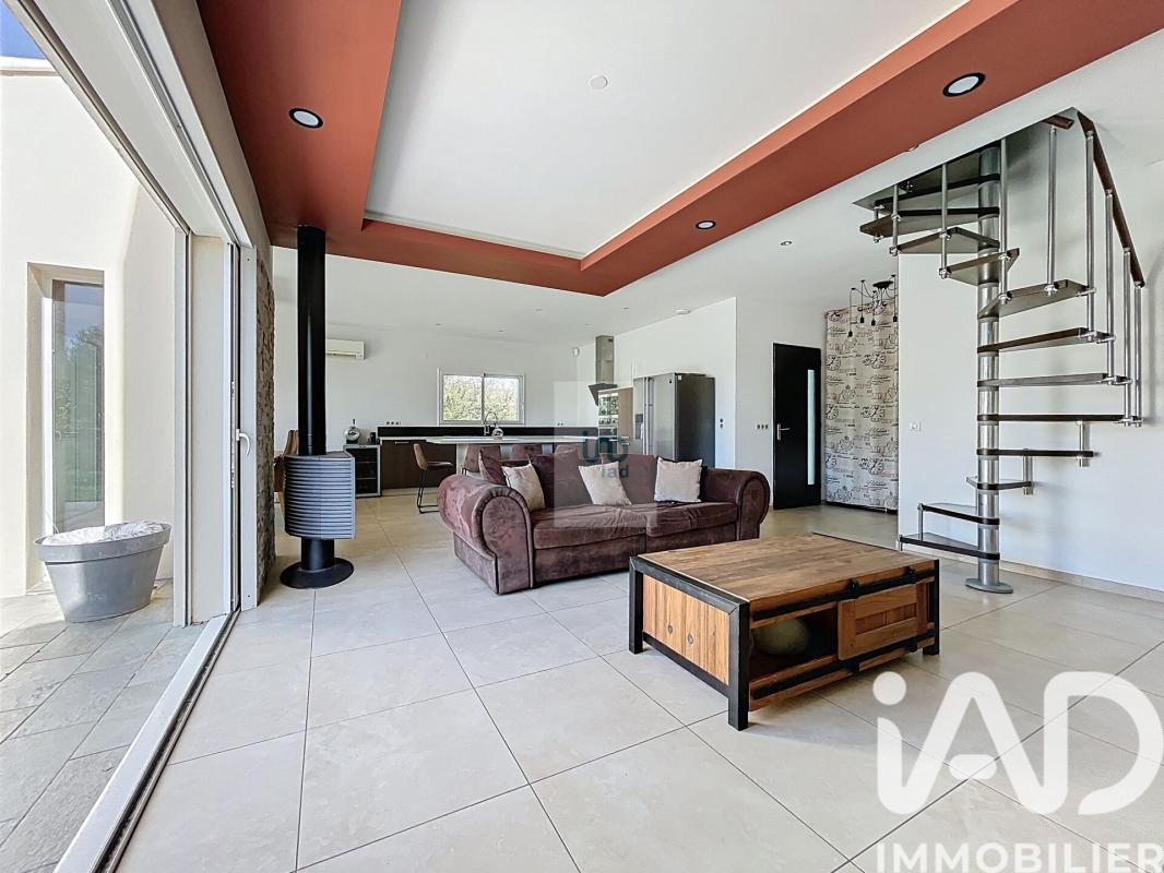 Maison 7 Pièce(s) Rochefort-du-Gard