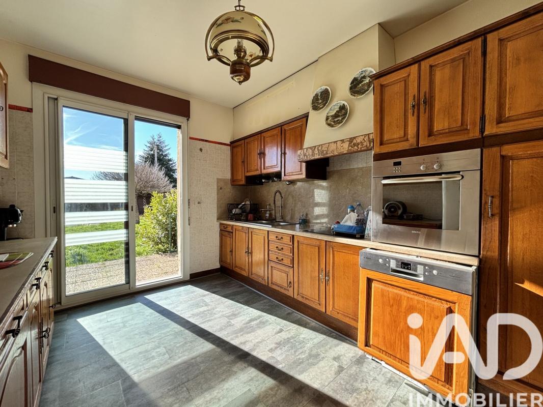 Maison traditionnelle 6 Pièce(s) Gratentour