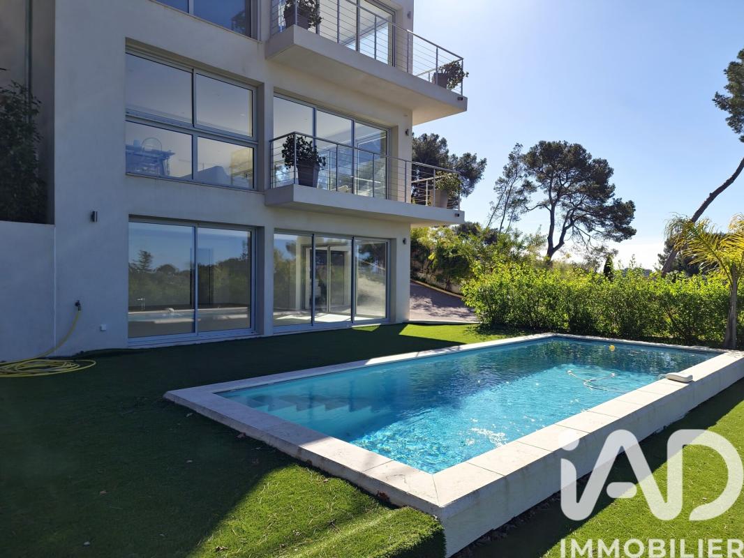 Maison 7 Pièce(s) Carqueiranne