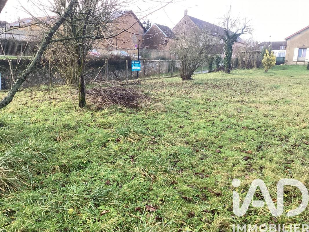 Terrain  Montceaux-lès-Provins