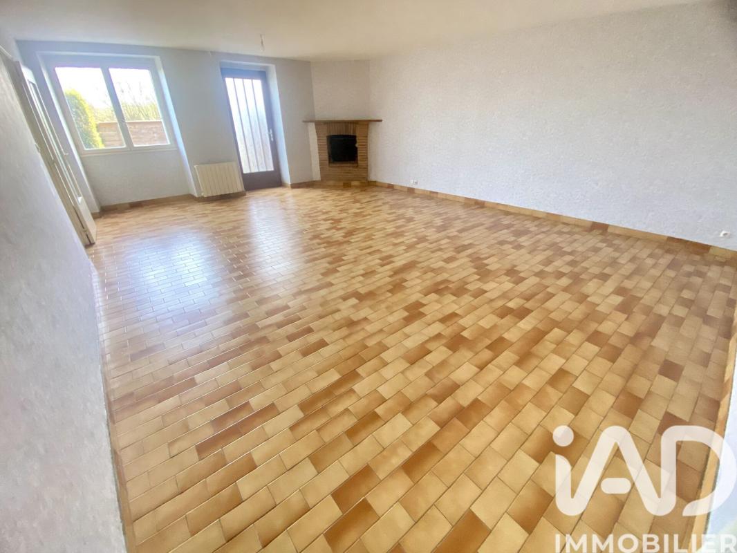 Maison 5 Pièce(s) Sainte-Suzanne-et-Chammes - Photo 6