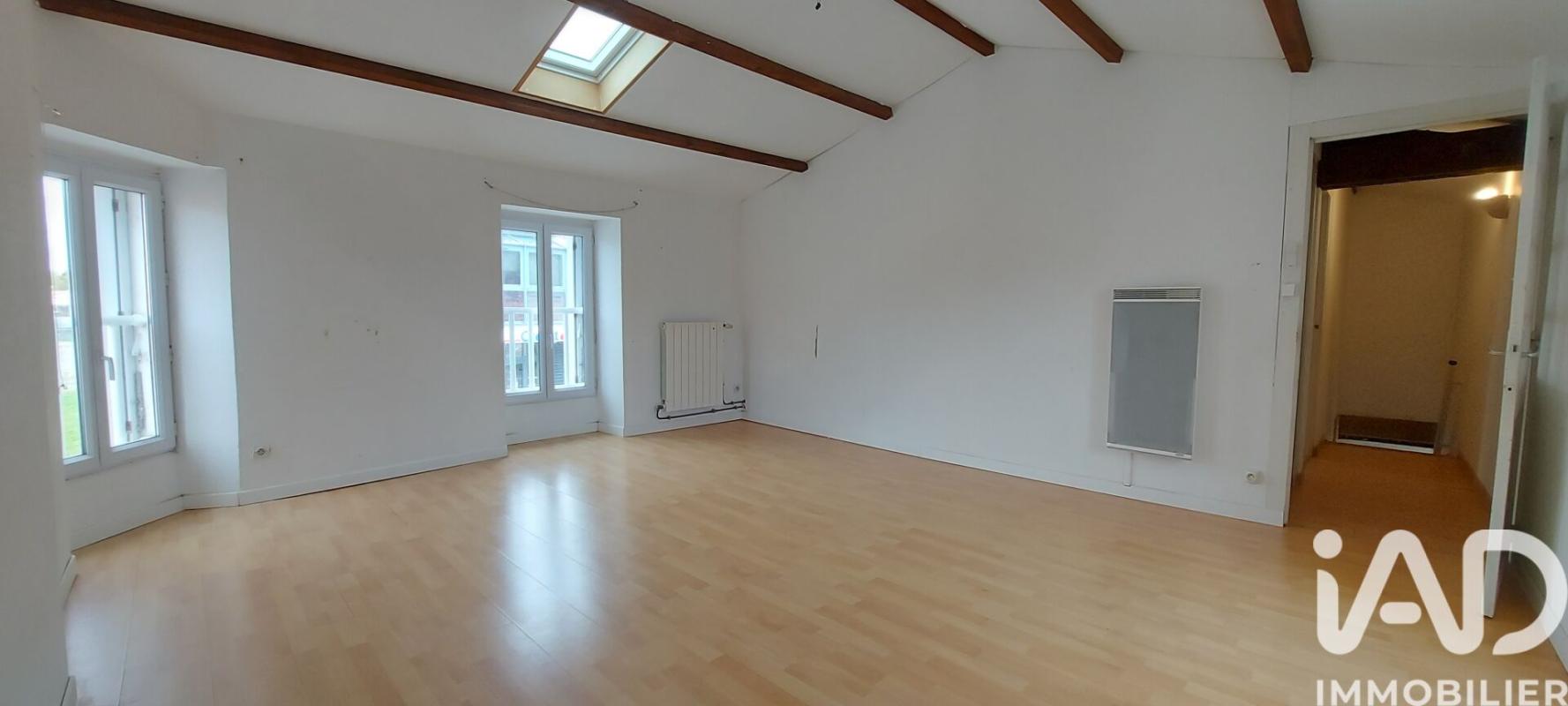 Maison de ville 4 Pièce(s) Saint-Christophe-du-Ligneron