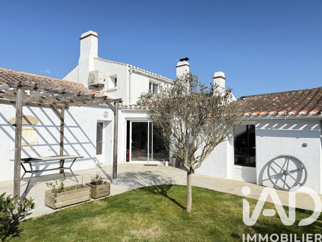 Maison 5 Pièce(s) L'Épine - Photo 1