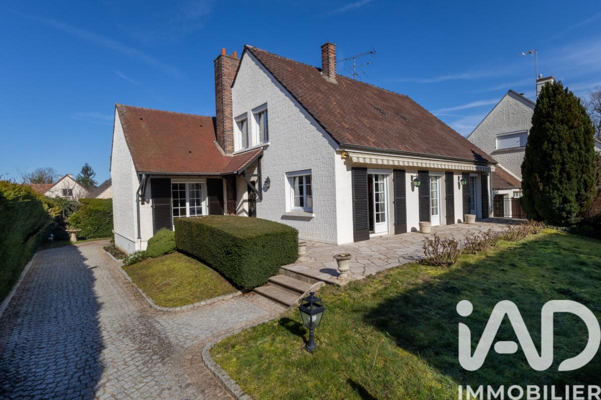 Maison 9 Pièce(s) Melun