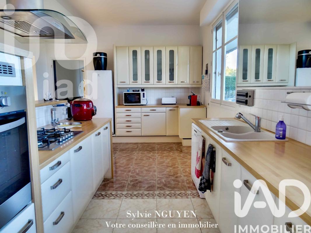 Maison 12 Pièce(s) Roullet-Saint-Estèphe - Photo 10