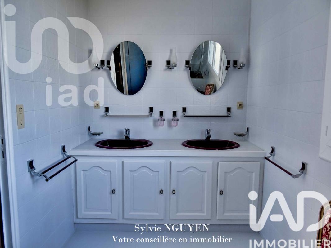 Maison 12 Pièce(s) Roullet-Saint-Estèphe - Photo 16