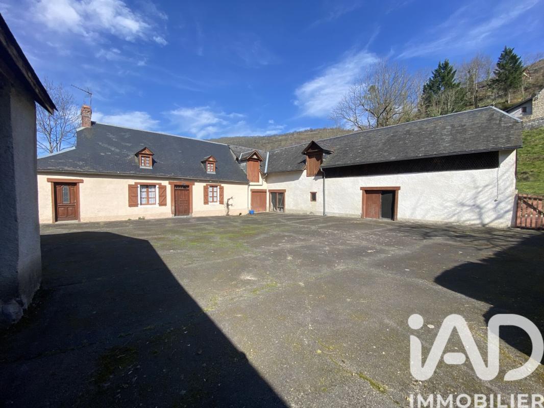 Maison 4 Pièce(s) Asque